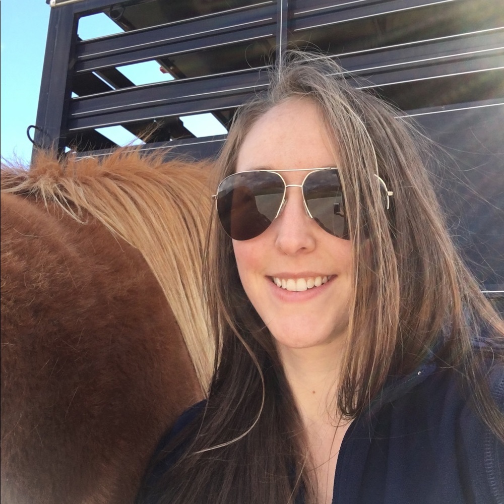 Meet your Posher, Kaitlyn